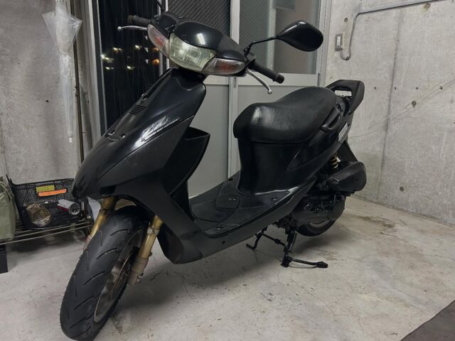 【カスタムZZ仕様 】エンジンフルO/H済！レッツ2　鍵有り書あり/スズキ　SUZUKI 原付 バイク スクーター ケツアゲ　神奈川県秦野市より カスタムZZ仕様 】エンジンフルO/H済！レッツ2 鍵有り書あり/スズキ