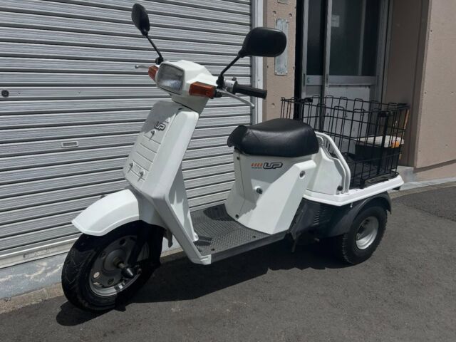 ホンダ】リード50 2st車 | eP-Garage バイク販売・修理・買取 ホンダ】リード50 2st車 | eP-Garage バイク販売・修理・買取